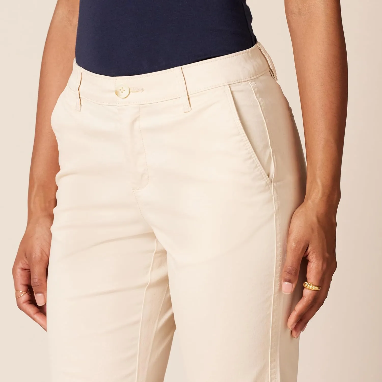 Amazon Essentials Women's Slim Fit, Straight Leg Stretch Twill Chino Pant