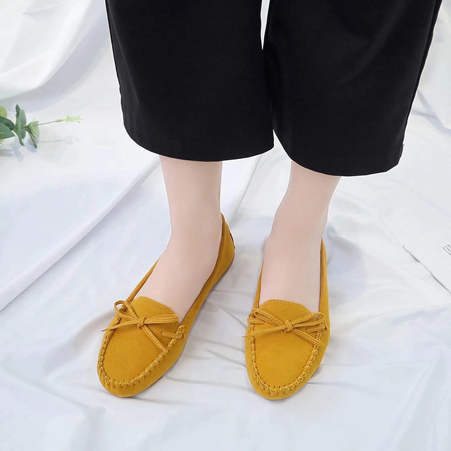Ballet Flats for Women Round Toe Suede Loafers Slip On Dress Shoes Comfortable Business Shoes Flat Office Shoes