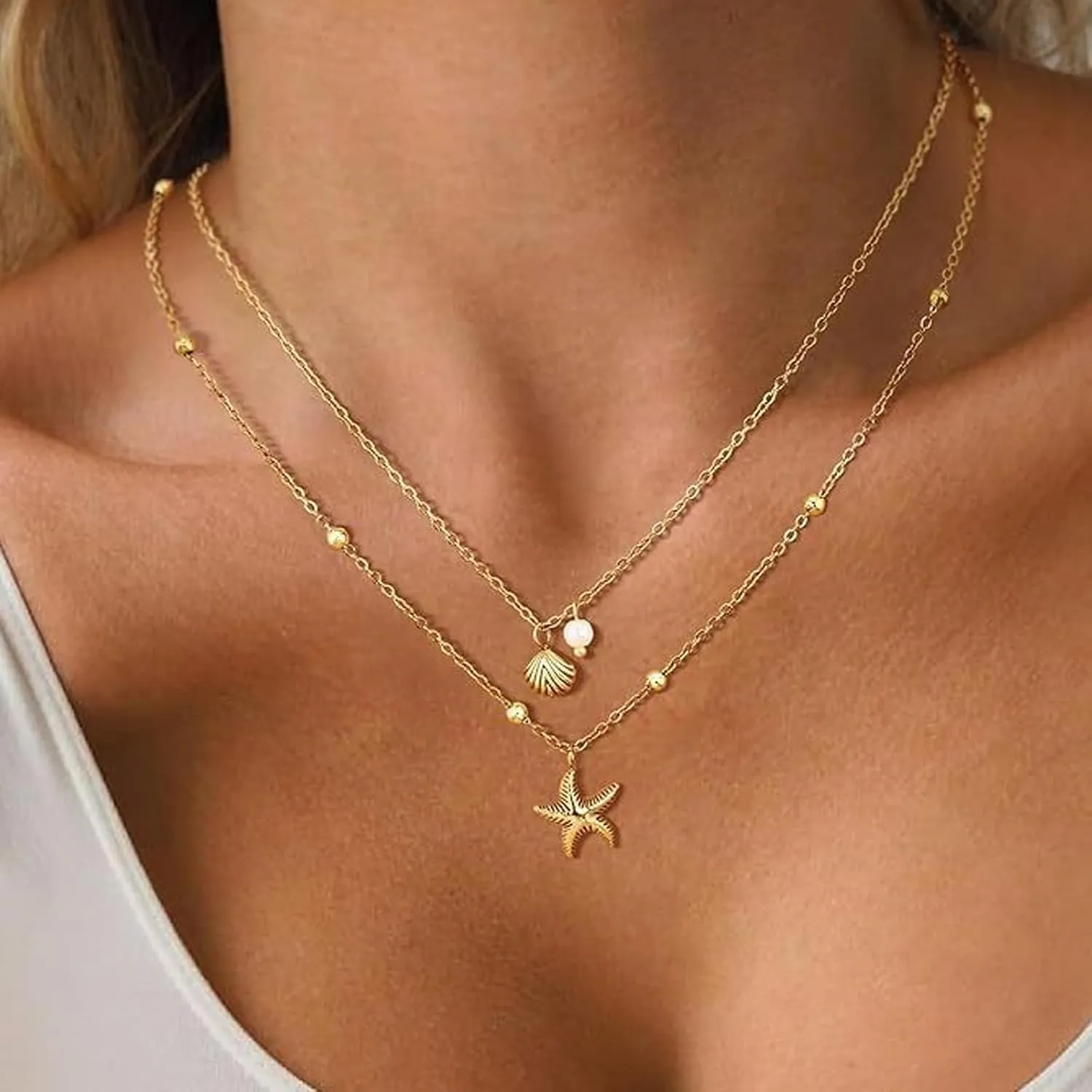 Gold Starfish Necklace for Women Beach Jewelry Accessories Sea Shell Beach Necklace Layered Starfish Pendant Beachy Ocean Necklaces Boho Cowrie Seashell Summer Necklaces Jewelry Gifts Trendy Stuff