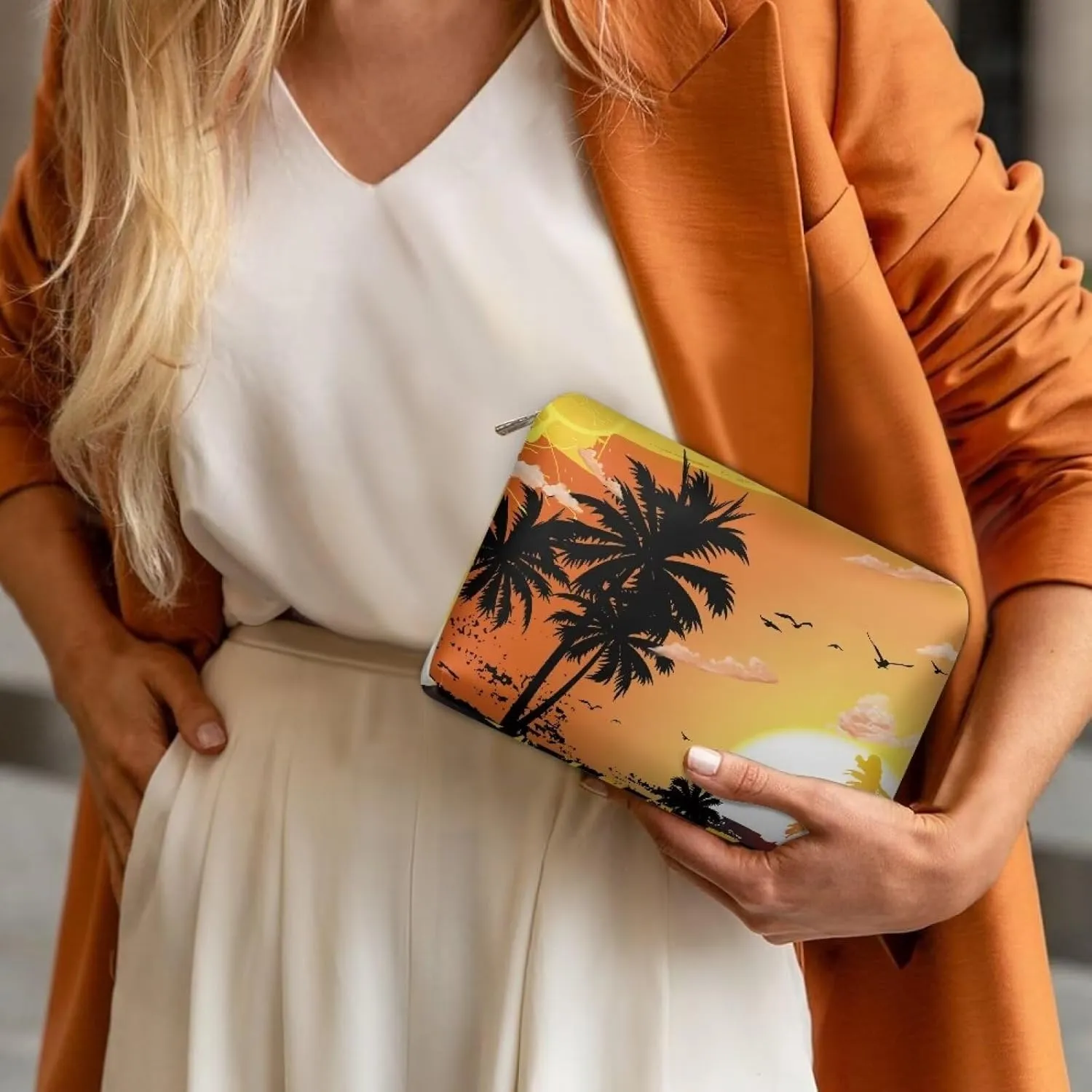 Leather Wristlet Purse for Women Fashion Clutch Purse Leather Handbag With Strap Zip Wallet Credit ID Cards Holder