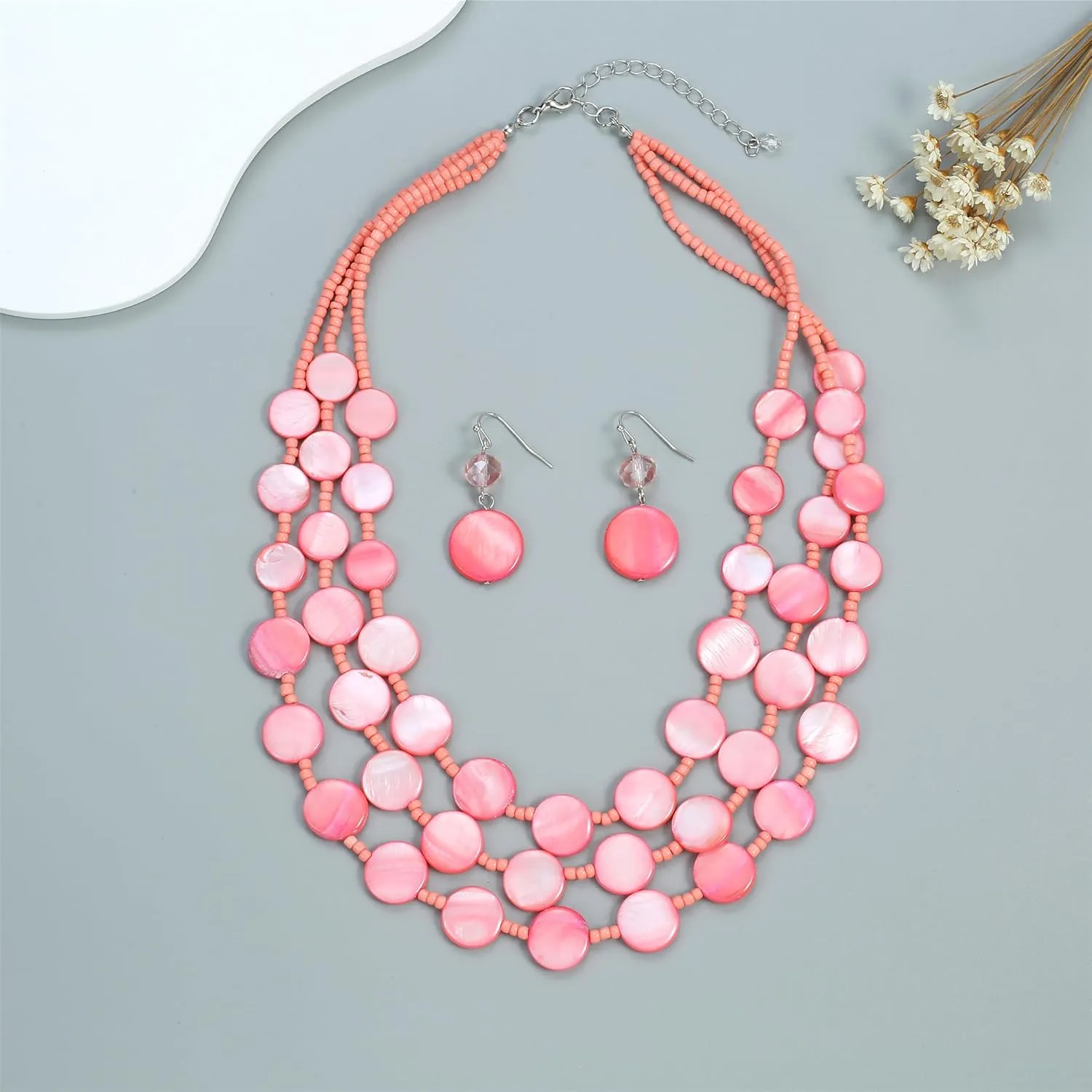 Multi layered Chunky Beaded Necklaces for Women Boho Colorful Shell Strand Statement Necklaces With Earrings Set Fashion Costume Jewelry Gifts