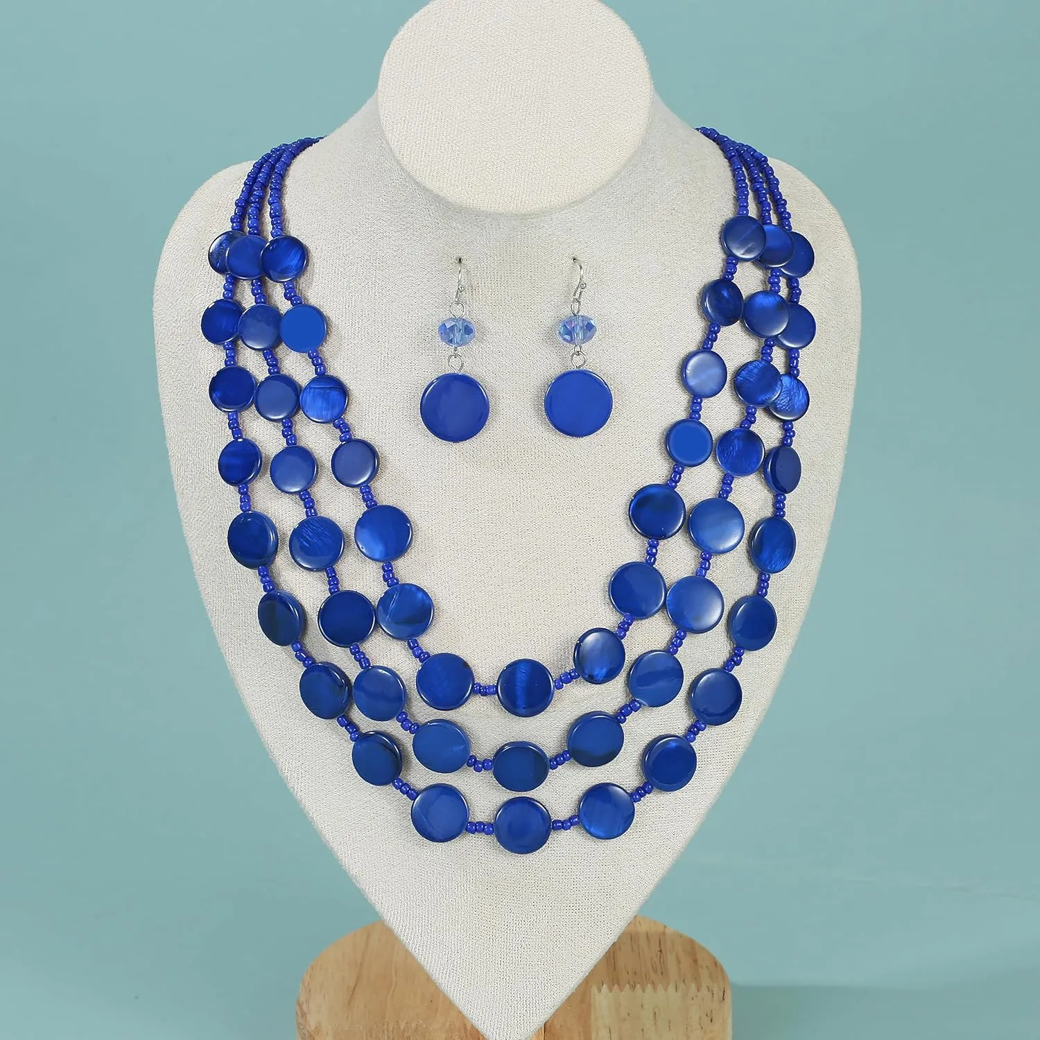 Multi layered Chunky Beaded Necklaces for Women Boho Colorful Shell Strand Statement Necklaces With Earrings Set Fashion Costume Jewelry Gifts