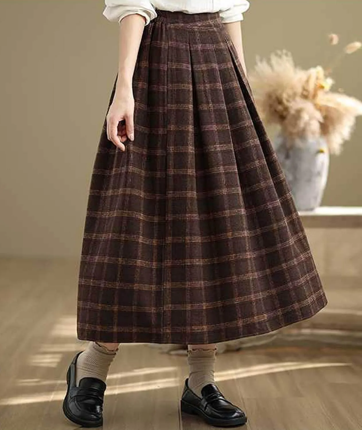 SOMTHRON Women's Retro Plaid Midi Skirt Elastic High Waist A-Line Pleated Flare Checkered Long Skirt