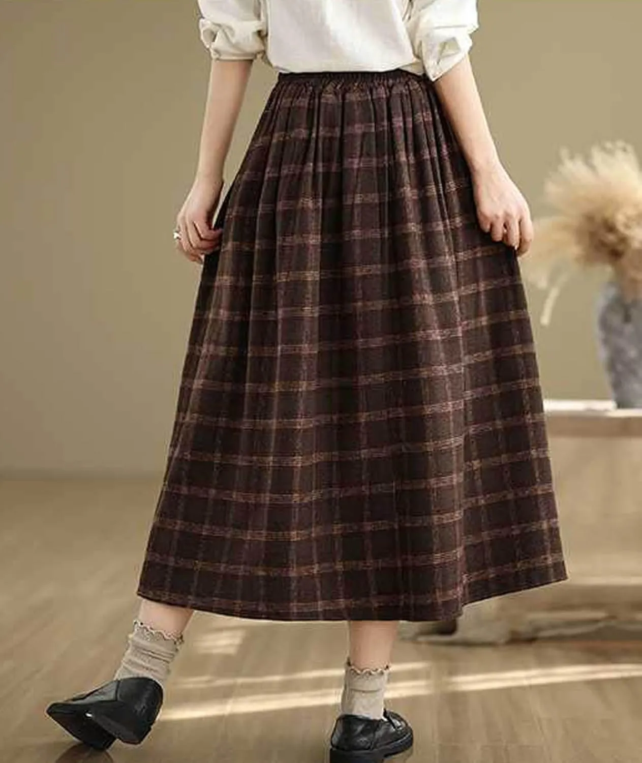 SOMTHRON Women's Retro Plaid Midi Skirt Elastic High Waist A-Line Pleated Flare Checkered Long Skirt