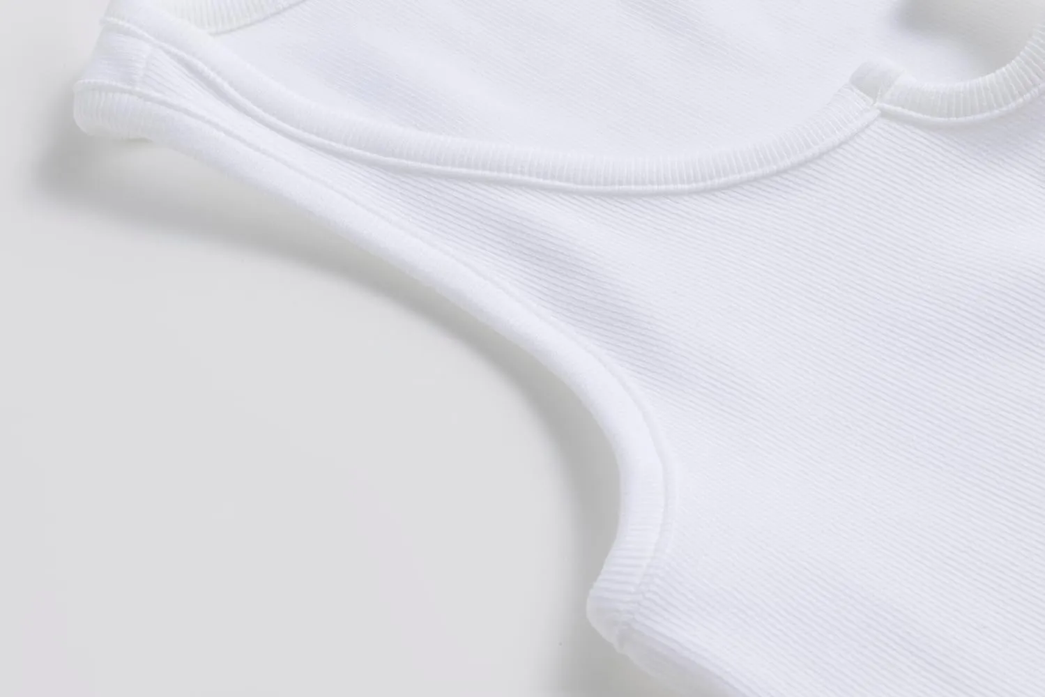 Summer Tank Top for Women 2025 Womens Tank Tops Sleeveless Top Basics Camisole Cute Yoga Gym Shirts