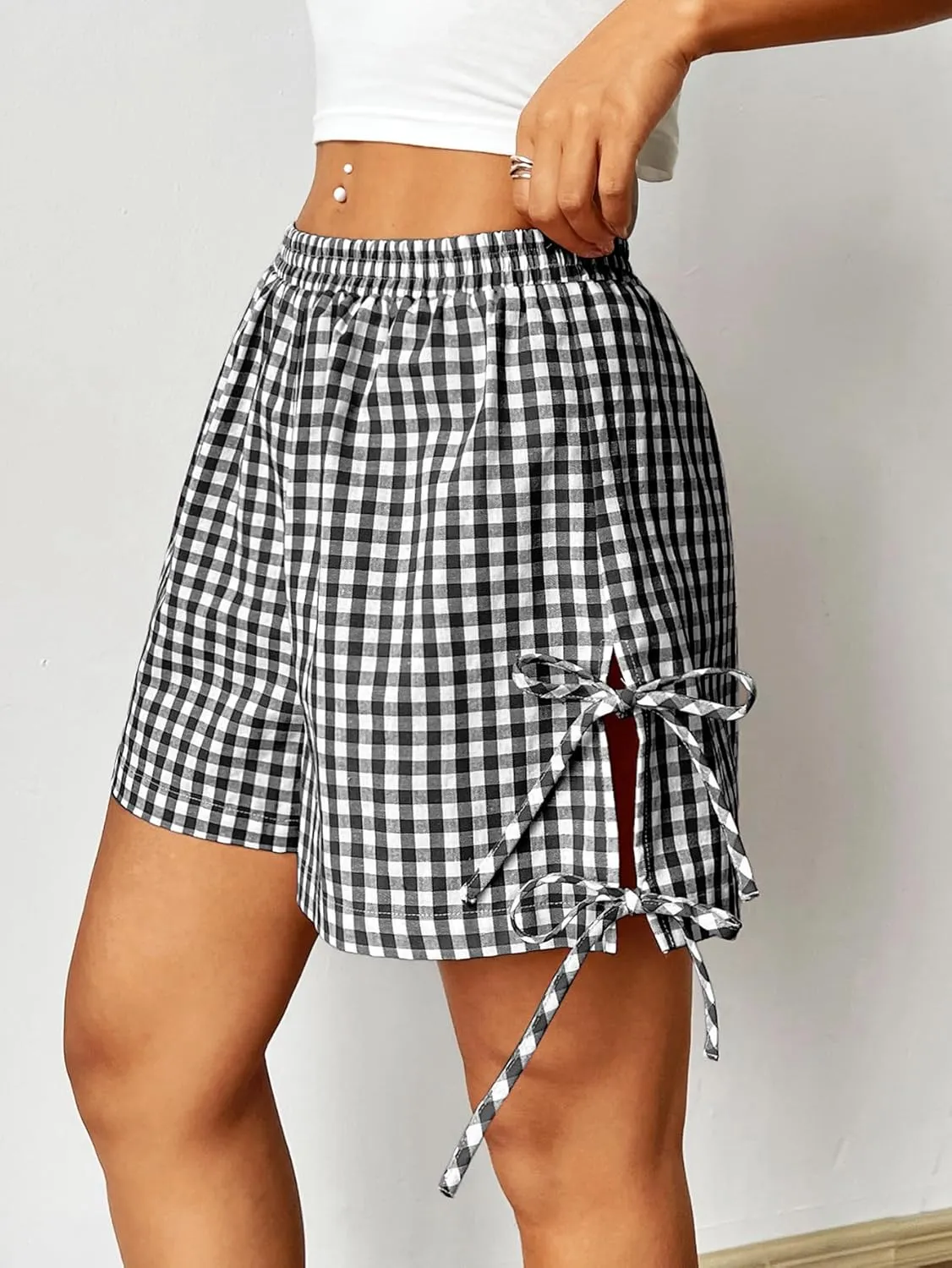 Verdusa Women's Gingham Plaid Print Bow Tie Split Elastic Waist Shorts