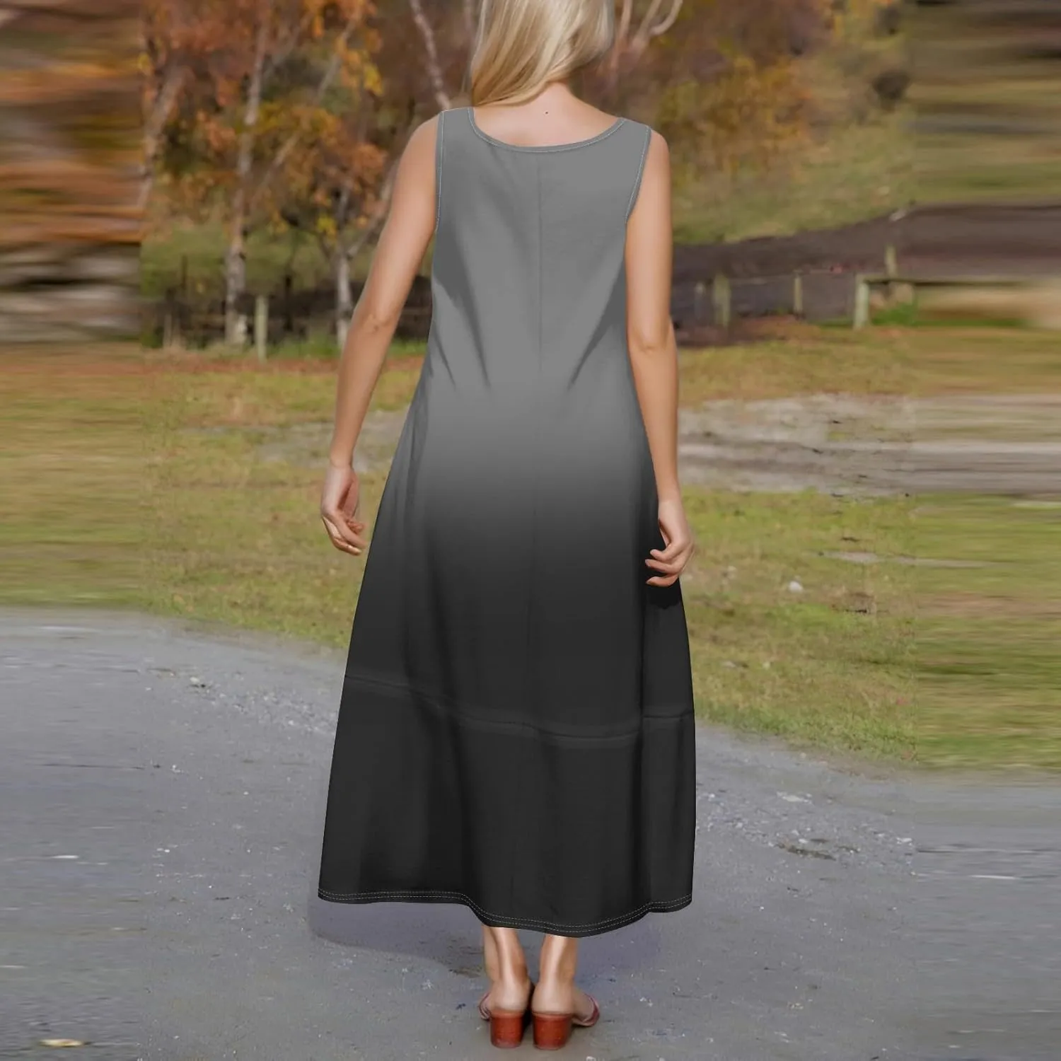 Women's Casual Maxi Sundress 2025 Summer Beach Dress Holiday Scoop Neck Sleeveless Loose Tank Dress with Pockets