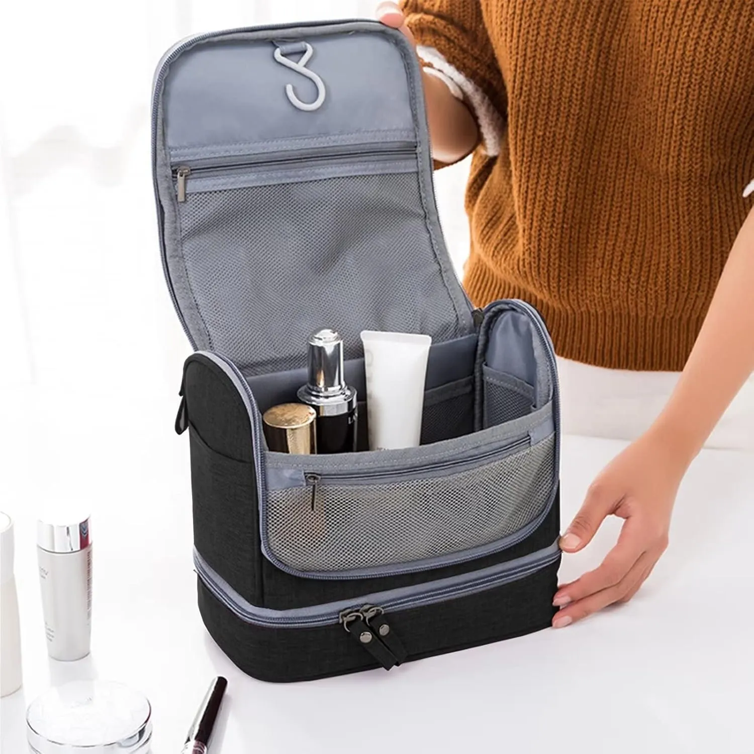 YUAKOU Toiletry Bag Travel Bag with Hanging Hook, Water-resistant Makeup Cosmetic Bag Travel Accessories For Men Women, Shampoo, Toiletries,Full Sized Container